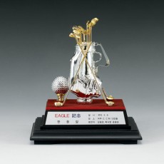 금속트로피